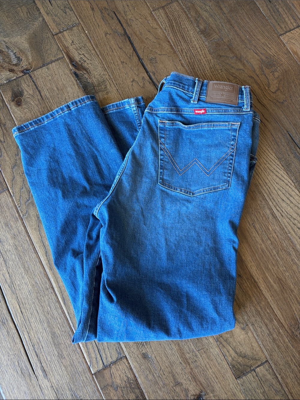Wrangler Straight-Leg Jeans in Classic Blue Denim